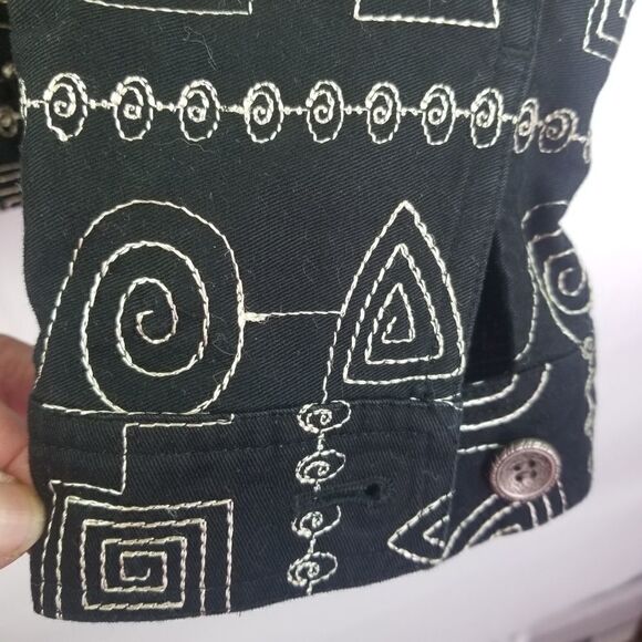 Christopher and Banks Geometric Design Jacket - Picture 6 of 9